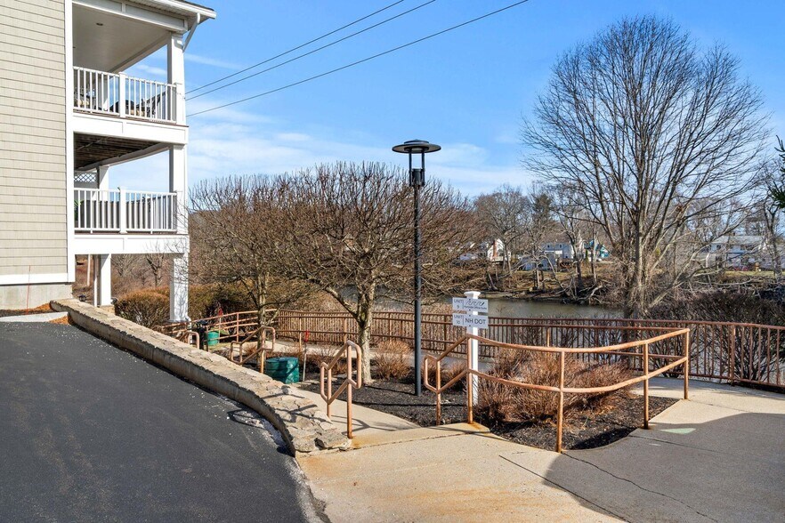 More Photos Of 19 Bridge St, Kittery Coworking Space