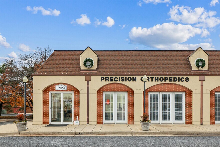 More Photos Of 12090-12114 Old Line Ctr, Waldorf General Retail For Sale