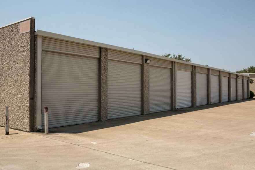 More Photos Of 500 E Arapaho Rd, Richardson Flex For Lease