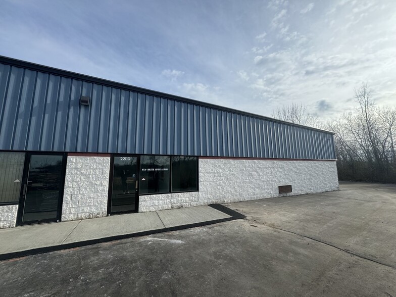 Primary Photo Of 2211 S West Ave, Waukesha Manufacturing For Lease