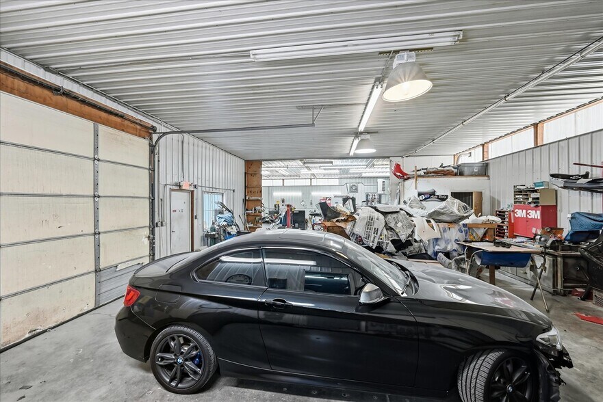 More Photos Of 116 Bruce Dr, Winchester Warehouse For Sale