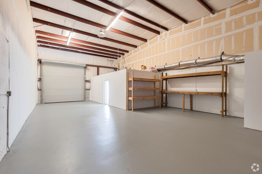 More Photos Of 805 33rd Ct SW, Vero Beach Unknown For Lease