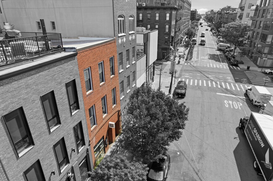 More Photos Of 29 Greenpoint Ave, Brooklyn Apartments For Sale