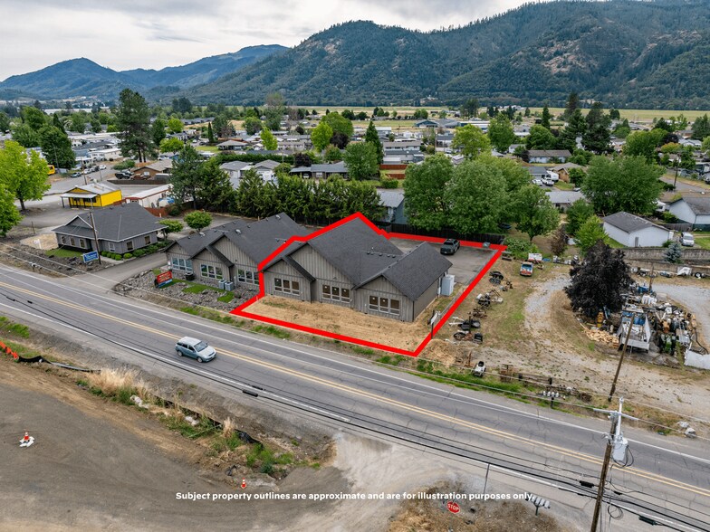 Primary Photo Of 209 S Old Pacific Hwy, Myrtle Creek Office For Sale