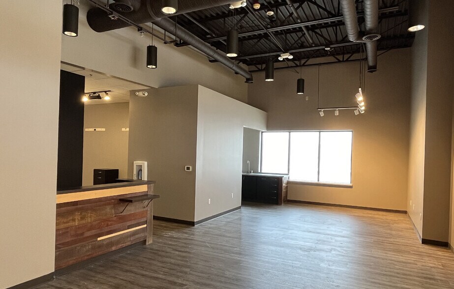 More Photos Of Drexel Ave @ Highway 100, Franklin Unknown For Lease