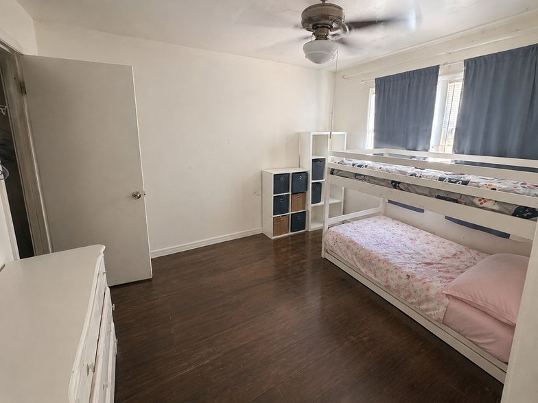 More Photos Of 4630 13th Ave, Sacramento Apartments For Sale
