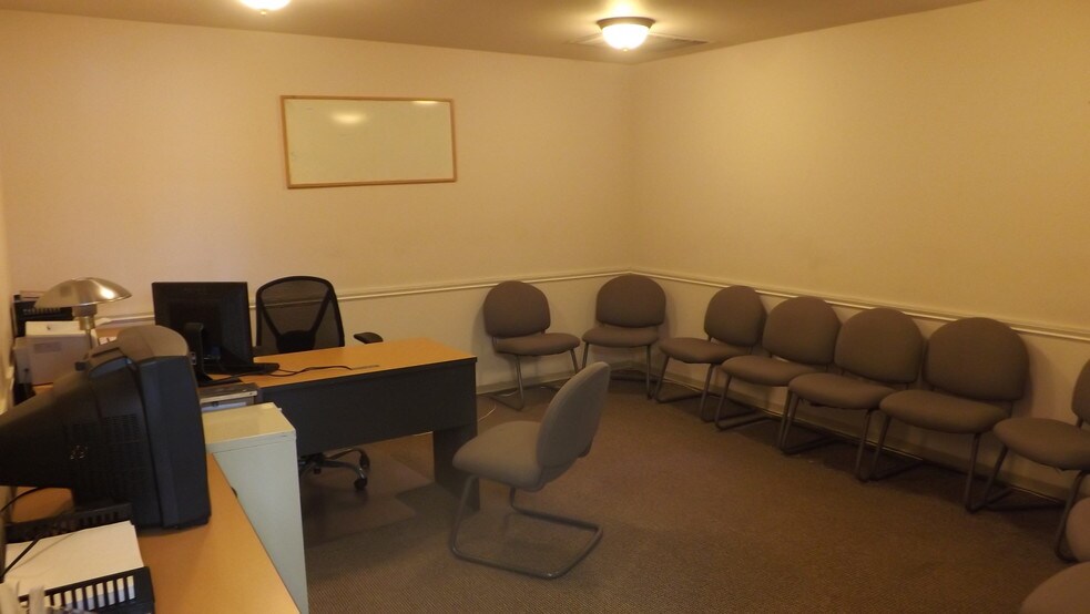 More Photos Of 708 E Penn St, Moses Lake Flex For Sale