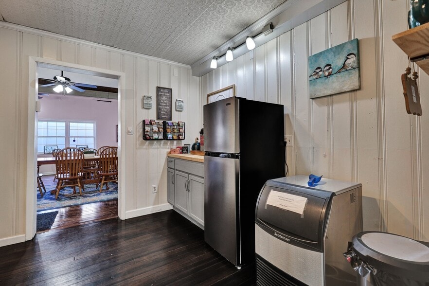 More Photos Of 24 Van Horne Ave, Tybee Island Hospitality For Sale