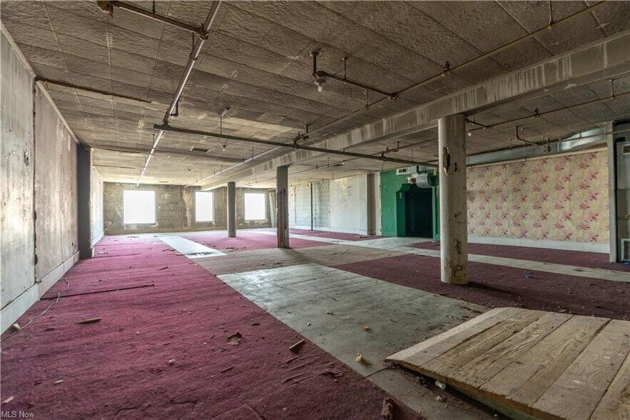 More Photos Of 314 Cherry Ave SE, Canton Warehouse For Sale