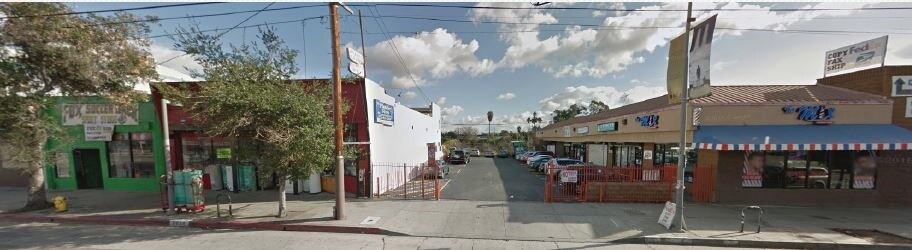 More Photos Of 2626 N Figueroa St, Los Angeles Industrial For Lease