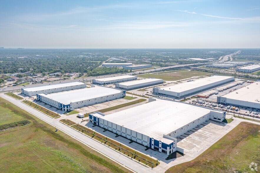 Primary Photo Of S Sam Houston Pky W, Missouri City Unknown For Lease