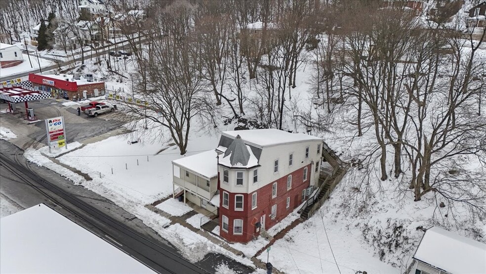 More Photos Of 341 Frederick St, Cumberland Apartments For Sale