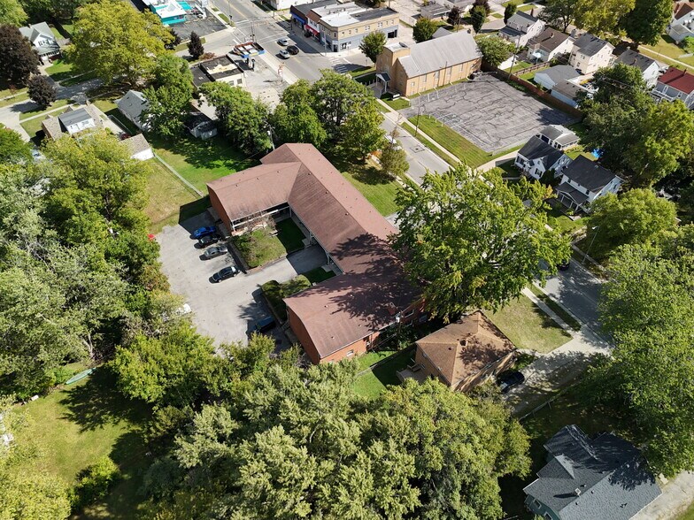 More Photos Of 2144 W Sylvania Ave, Toledo Apartments For Sale