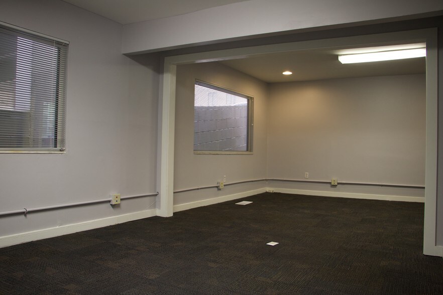 More Photos Of 3025 Maple Dr NE, Atlanta Loft Creative Space For Lease