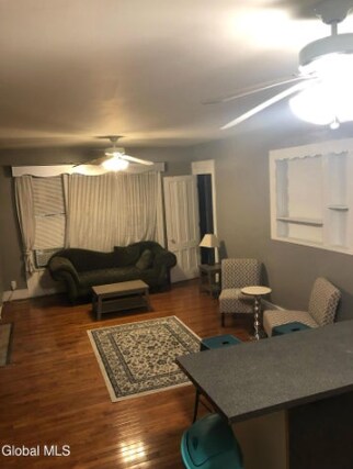 More Photos Of 122 4th St, Troy General Retail For Sale