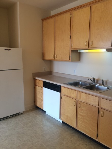 More Photos Of 1808 Cowart St, Chattanooga Apartments For Sale