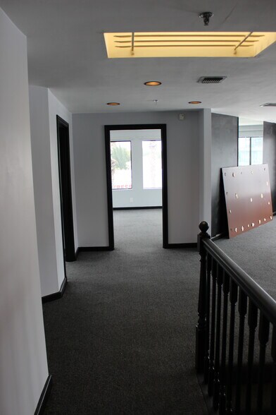 More Photos Of 925 Wilshire Blvd, Santa Monica Unknown For Lease