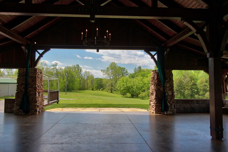 More Photos Of 2173 Wilkesboro Hwy, Statesville Sports And Entertainment For Sale