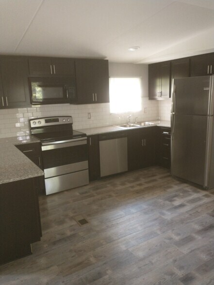 More Photos Of 3041 Meyer Rd, Festus Manufactured Housing Mobile Home Park For Sale