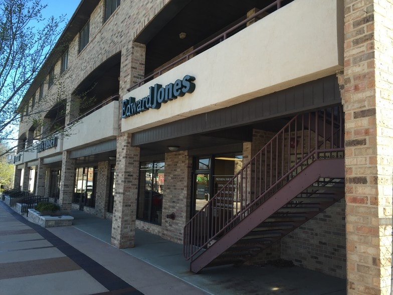 More Photos Of 4745-4755 Main St, Lisle Apartments For Lease