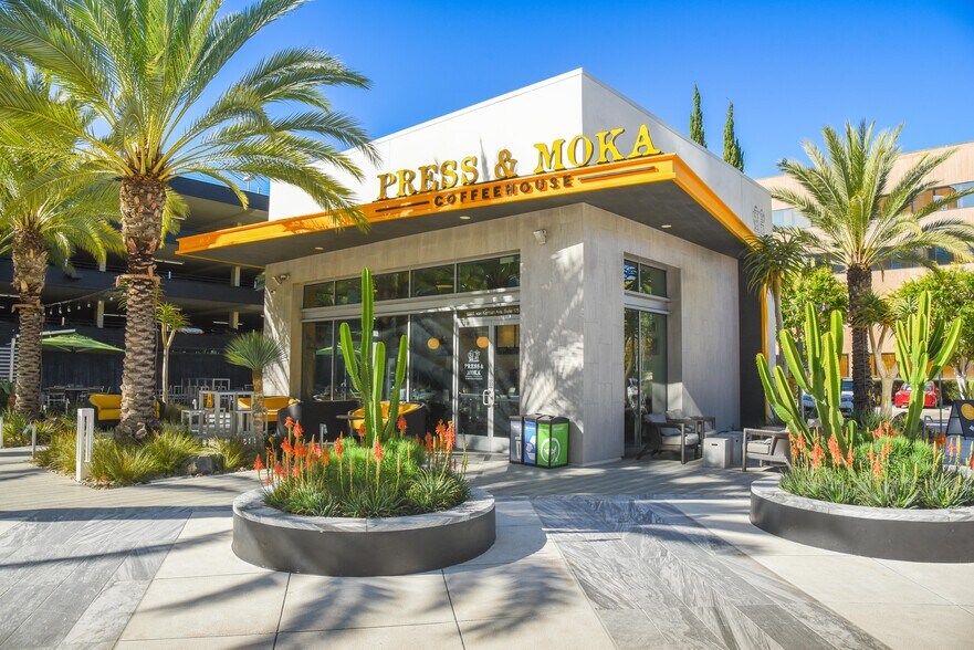 More Photos Of 18881 Von Karman Ave, Irvine Office For Lease