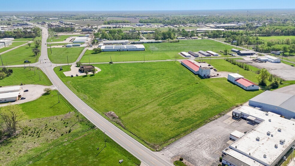 More Photos Of Highway 24 & Robertson Road, Moberly Land For Sale
