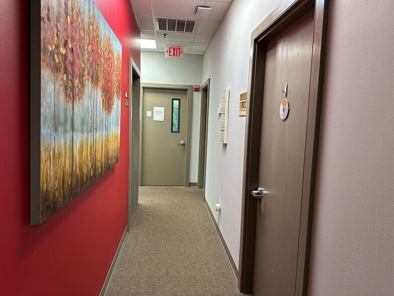 More Photos Of 2053 Gause Blvd E, Slidell Office For Lease