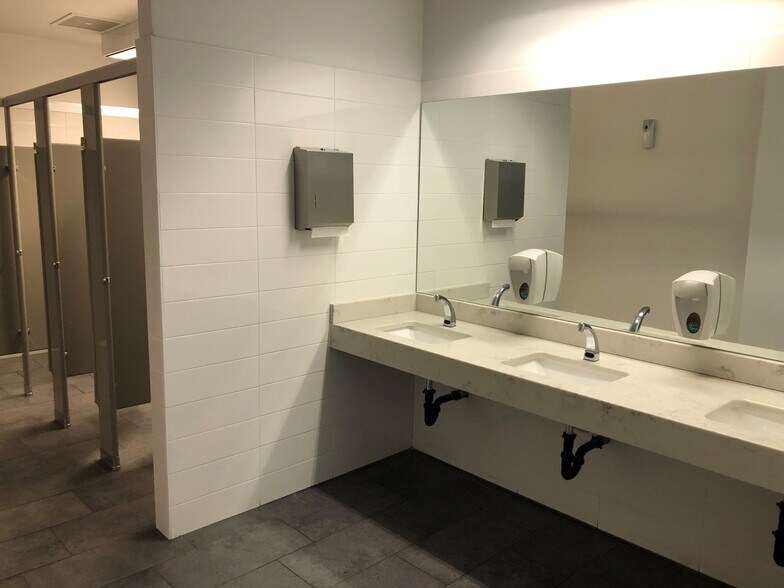 More Photos Of 265 E 100 S, Salt Lake City Office For Lease