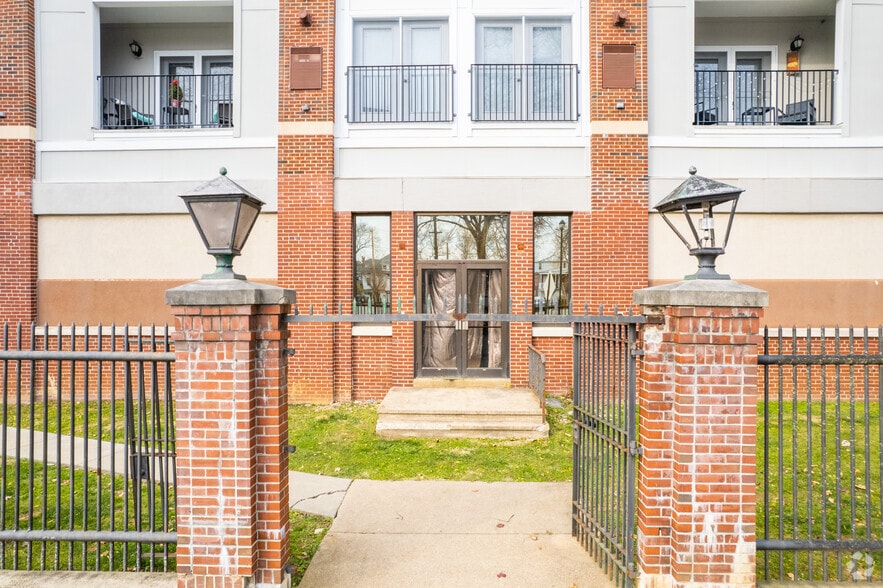 More Photos Of 100 N Park Rd, Wyomissing Apartments For Lease