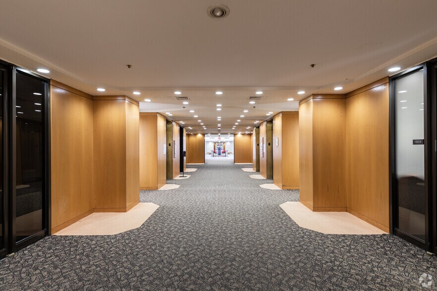 More Photos Of 1 Huntington Quadrangle, Melville Unknown For Lease