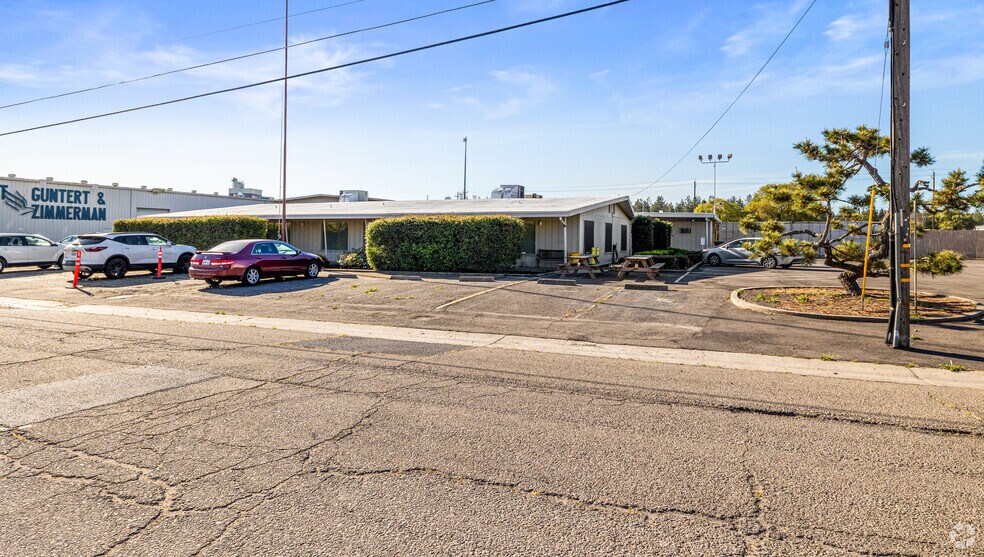 More Photos Of 222 E 4th St, Ripon Industrial For Sale