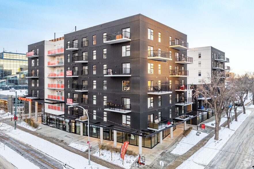 More Photos Of 12322 102 Av NW, Edmonton Apartments For Lease