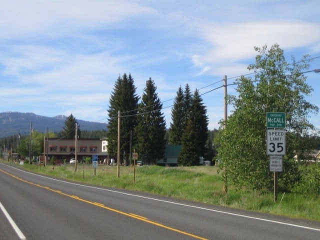 More Photos Of 413 S 3rd St, Mccall Office For Sale