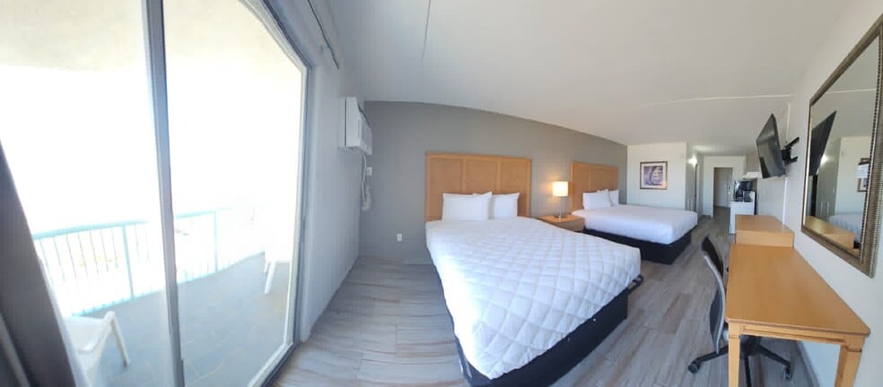 More Photos Of 1901 S Ocean Blvd, Myrtle Beach Hotel For Sale