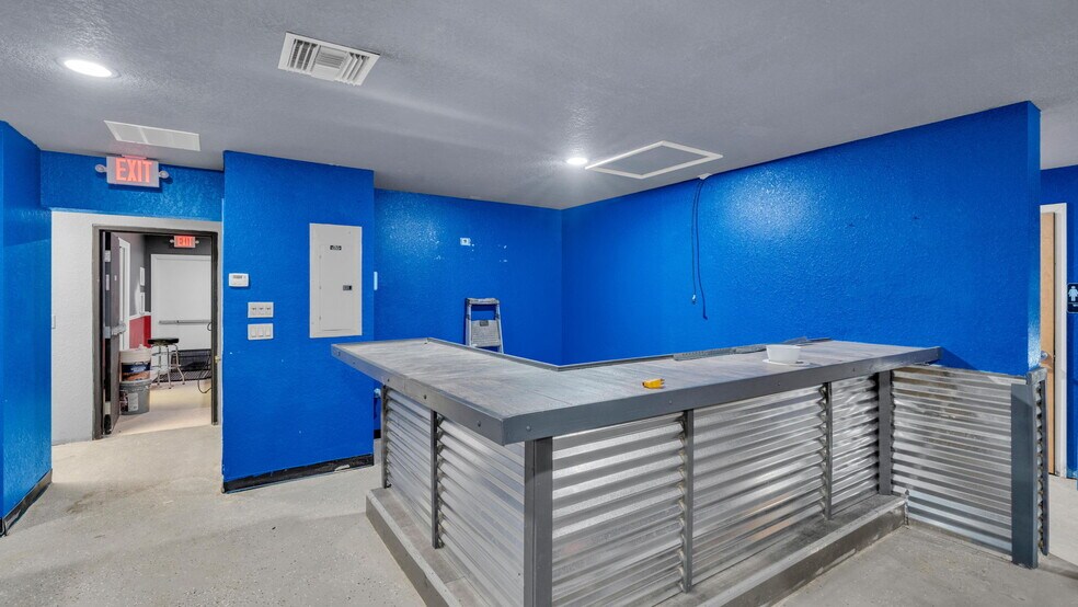 More Photos Of 4314 N Suncoast Blvd, Crystal River Office For Sale