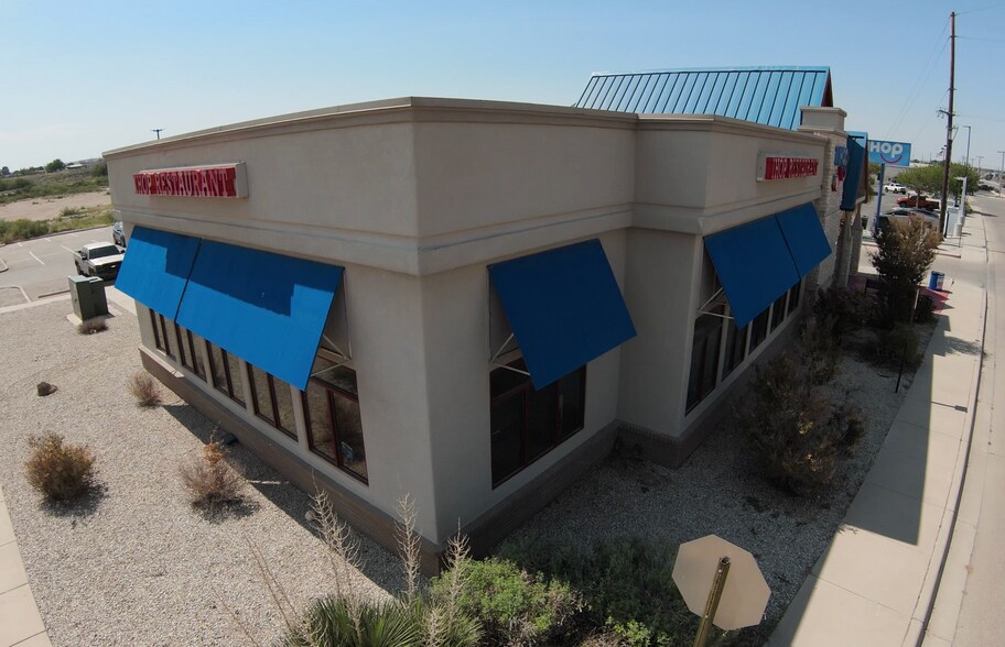 More Photos Of 2529 S Canal St, Carlsbad Restaurant For Sale