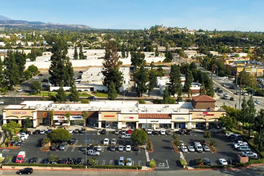 More Photos Of 1331 S Lone Hill Ave, Glendora Freestanding For Lease
