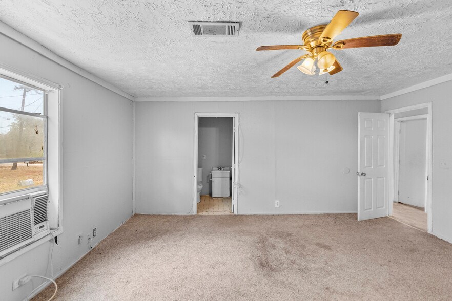 More Photos Of 31 Jackson Rd, Huntsville Apartments For Sale