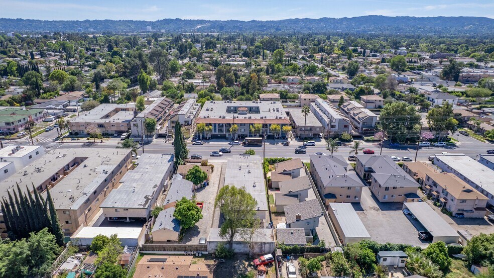 More Photos Of 15919 Vanowen St, Van Nuys Apartments For Sale
