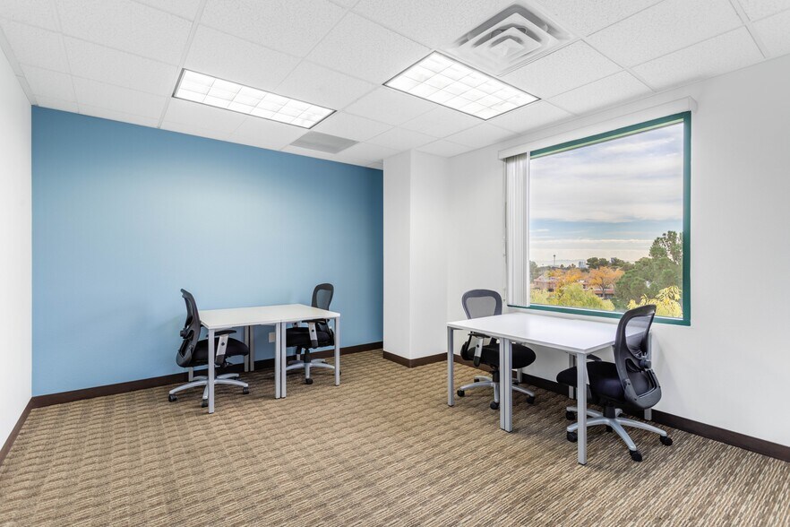 More Photos Of 302 E Carson Ave, Las Vegas Coworking Space