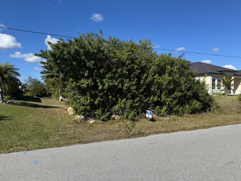 More Photos Of ,  Unknown For Sale