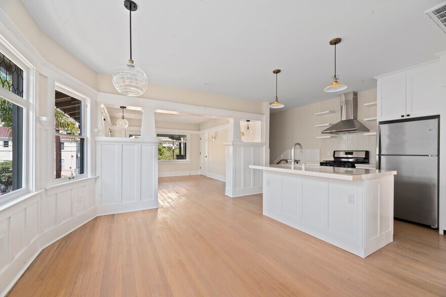 More Photos Of 1140 Lemoyne St, Los Angeles Apartments For Sale