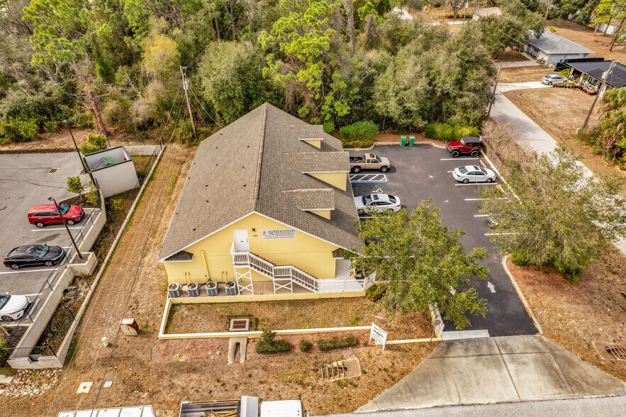 More Photos Of 17245 Bonnie Ave, Port Charlotte Office For Sale