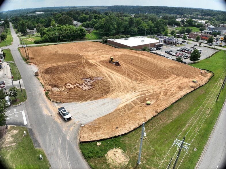 More Photos Of 1600 Main St, Fultondale Restaurant For Lease