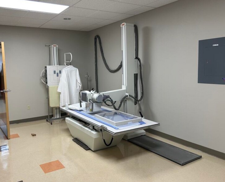 More Photos Of 9101 Montgomery Blvd NE, Albuquerque Medical For Sale