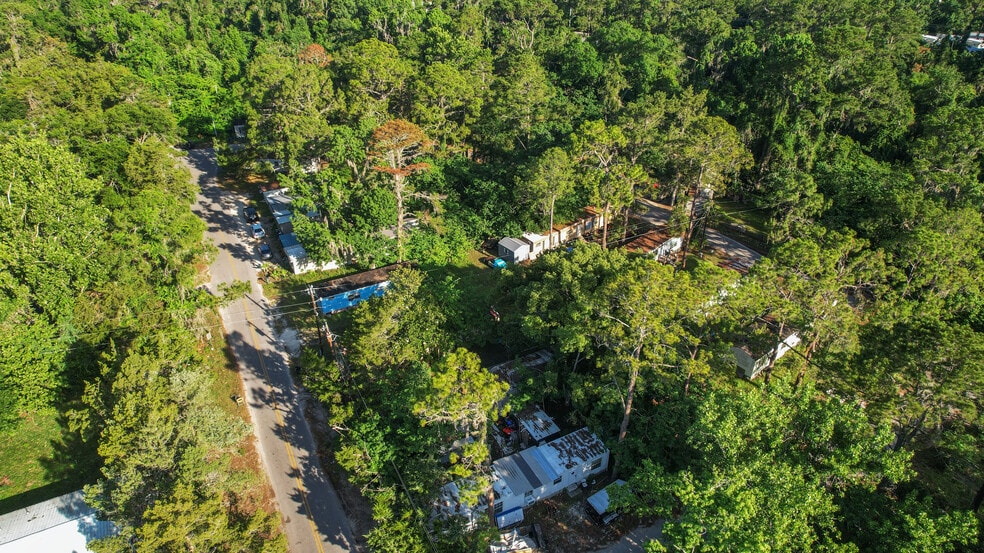 More Photos Of 224 SE Davie Ct, Lake City Manufactured Housing Mobile Home Park For Sale