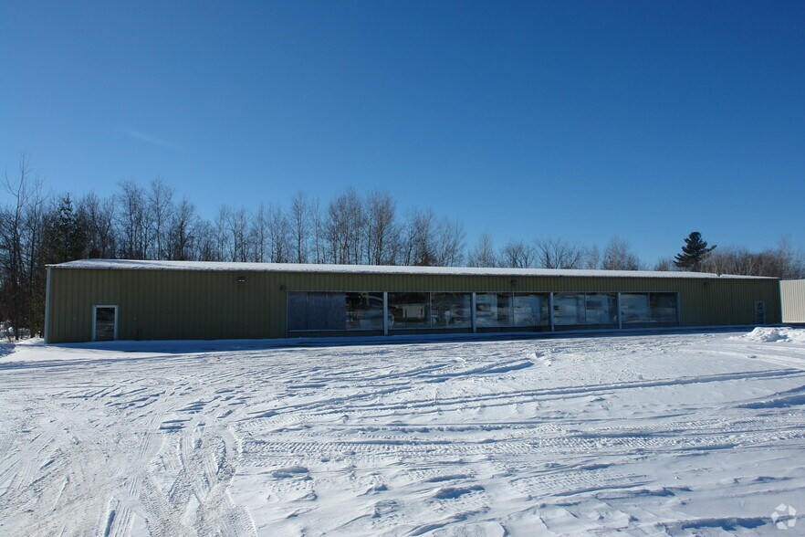 More Photos Of 639 W Kemp St, Rhinelander Light Manufacturing For Sale