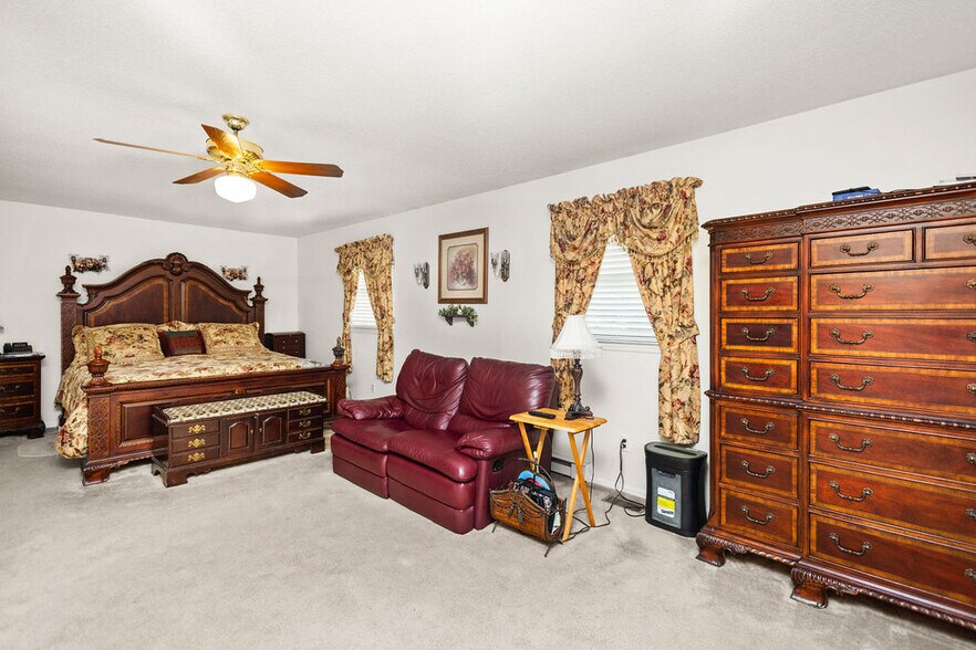 More Photos Of 950 Totten Rd, Gibsonville Freestanding For Sale