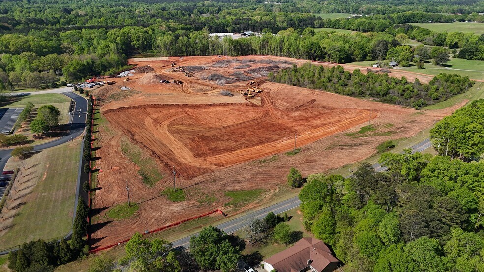 More Photos Of 1115-1155 Aiken Road, Bogart Service For Lease