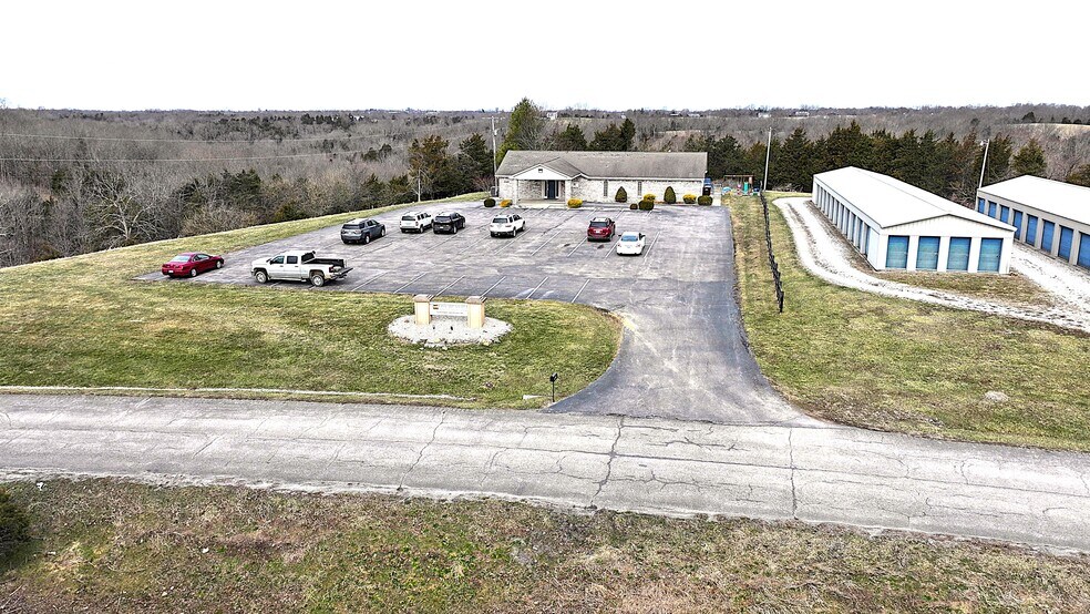 More Photos Of 2185 Highway 127 S, Owenton Office For Sale